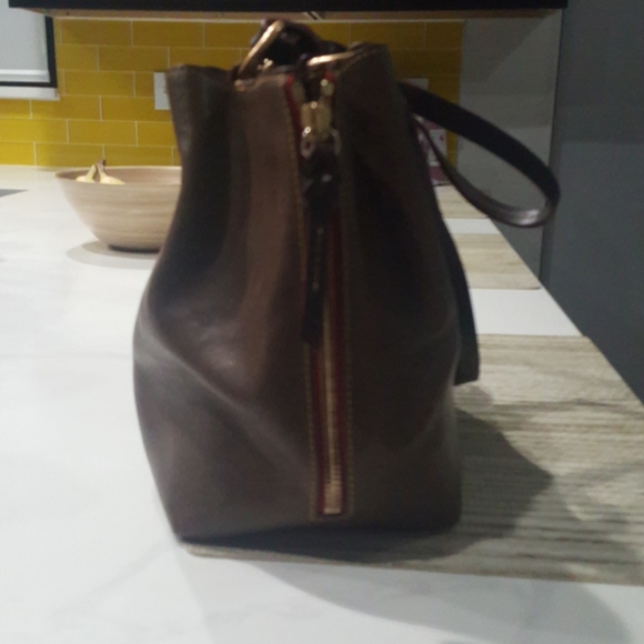 Dooney and Burke Large Barlow Satchel - Picture 2 of 9